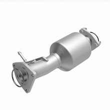 Load image into Gallery viewer, MagnaFlow 2015 Honda CR-V 2.4L California Grade CARB Compliant Direct-Fit Catalytic Converter