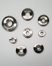 Load image into Gallery viewer, Ferrea 17-20 Honda Civic Si L15 5.5mm Valve Stem Exhaust Titanium Retainers - Set of 8