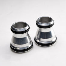 Load image into Gallery viewer, VMP Performance Ford 5.0L /Roush 1in to 3/4in Short Intercooler Floating Tube - Reducer/Increaser