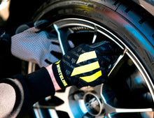 Load image into Gallery viewer, Whiteline Mechanic Gloves
