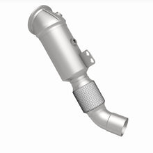 Load image into Gallery viewer, MagnaFlow 16-19 BMW 740i 3.0L California Grade CARB Compliant Direct-Fit Catalytic Converter