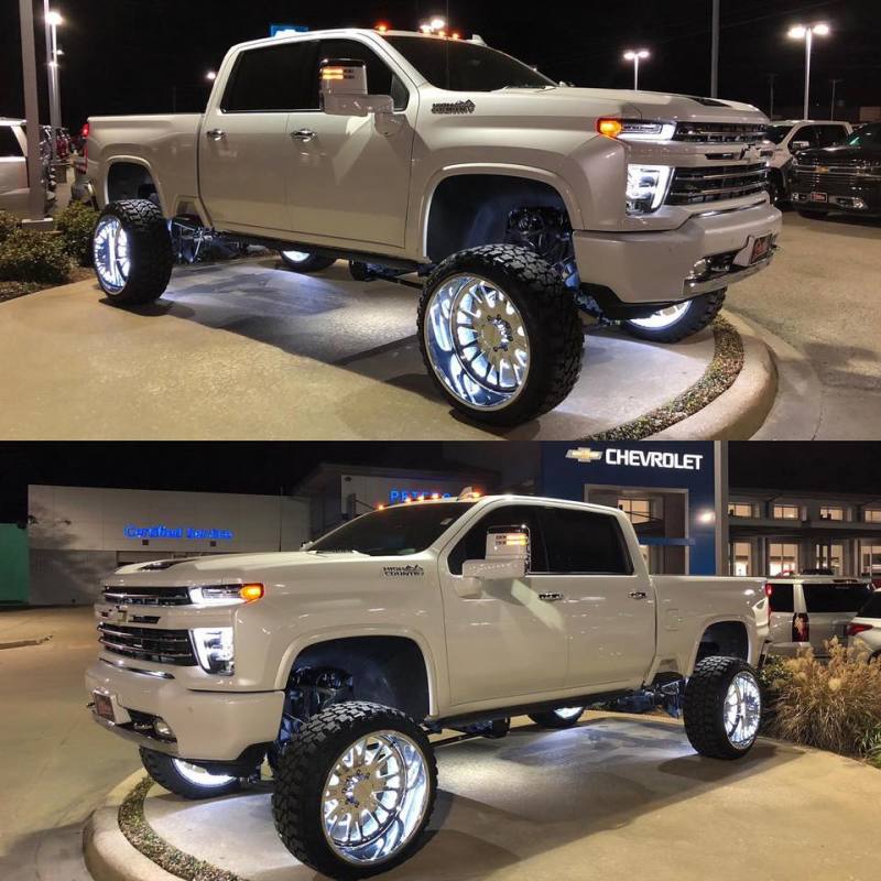 Oracle LED Illuminated Wheel Rings - White NO RETURNS