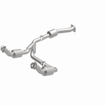 Load image into Gallery viewer, MagnaFlow 20-22 Chevy Silverado 2500 HD 6.6L OEM Direct-Fit Catalytic Converter