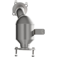 Load image into Gallery viewer, MagnaFlow 16-20 Chevrolet Camaro 6.2L Right Underbody Direct-Fit Catalytic Converter