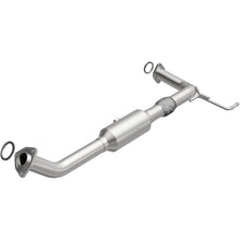 Load image into Gallery viewer, MagnaFlow 05-06 Toyota Tundra 4.7L California Grade CARB Complaint Direct-Fit Catalytic Converter