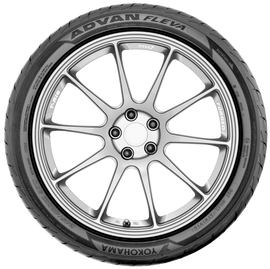 Yokohama Advan Fleva V701 Tire - 215/50R17 95W