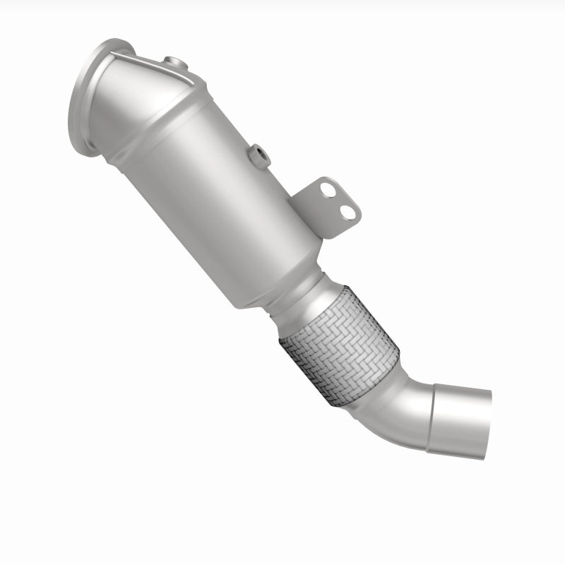 MagnaFlow 16-19 BMW 740i 3.0L California Grade CARB Compliant Direct-Fit Catalytic Converter