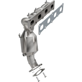 MagnaFlow 15-17 Jeep Renegade 2.4L California Grade CARB Compliant Direct-Fit Catalytic Converter
