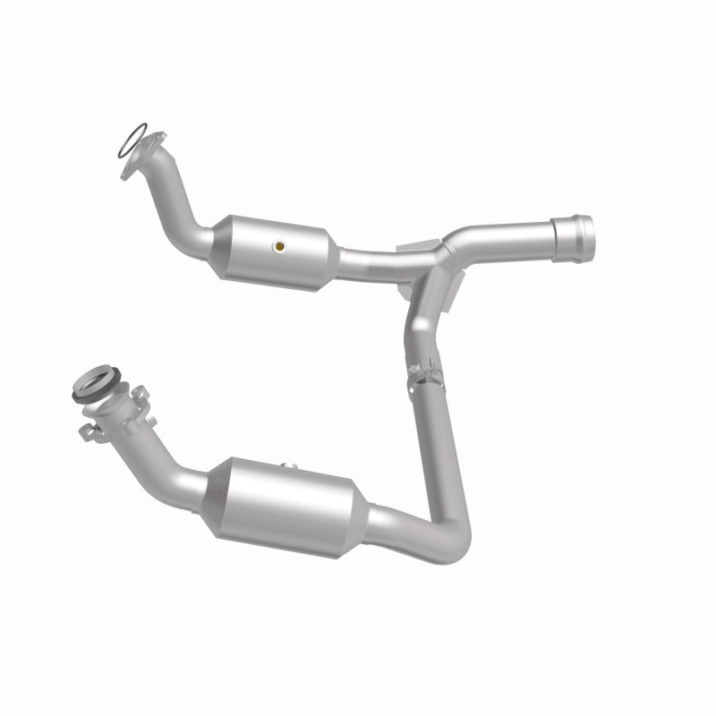 MagnaFlow 19-20 Chevrolet Silverado 1500 6.2L Single Underbody Direct-Fit Catalytic Converter