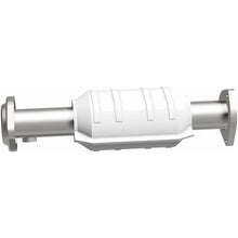 Load image into Gallery viewer, MagnaFlow Conv DF 00-01 Cherokee 4L rr OEM