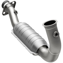 Load image into Gallery viewer, Magnaflow Conv DF 2004 Liberty P/S frt OEM