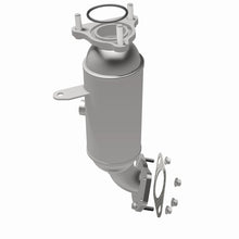 Load image into Gallery viewer, MagnaFlow 2017 GMC Acadia L4 2.5 OEM Close Coupled Direct-Fit Catalytic Converter