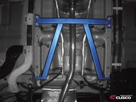 Cusco Power Brace ZVW40/ZVW41 Toyota Prius Center Underbrace
