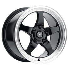 Load image into Gallery viewer, Forgestar D5 18x10 / 5x120.65 BP / ET+25 / 6.5in BS Gloss Black Machined Wheel