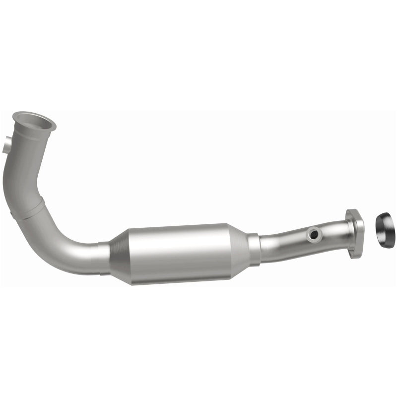 MagnaFlow Conv Direct Fit OEM 2004 Jeep Liberty Underbody