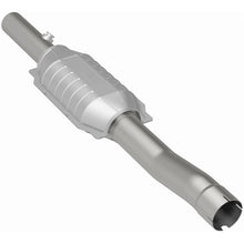 Load image into Gallery viewer, MagnaFlow Conv DF 99-01 Grand Cherokee 4.7L