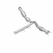 Load image into Gallery viewer, MagnaFlow 22-24 Ford Expedition 3.5L w/ Dual Exhaust Right Underbody Direct-Fit Catalytic Converter