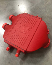 Load image into Gallery viewer, CSF 2014+ BMW M3/M4 (F8X) Top Mount Charge-Air-Cooler - Crinkle Red