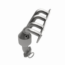 Load image into Gallery viewer, MagnaFlow 13-15 Toyota RAV4 2.5L California Grade CARB Compliant Direct-Fit Catalytic Converter