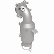 Load image into Gallery viewer, MagnaFlow 18-20 Chevrolet Equinox 2.0L Single Underbody Direct-Fit Catalytic Converter