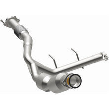Load image into Gallery viewer, MagnaFlow 22-24 Ford Expedition 3.5L w/ Dual Exhaust Right Underbody Direct-Fit Catalytic Converter