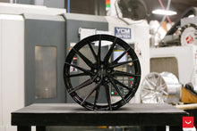 Load image into Gallery viewer, Vossen HF-4T - 20X10 - 5X120 - ET25 - Deep - 64.1 - GB - Left - Tesla Model S Plaid - F&amp;R Wheel