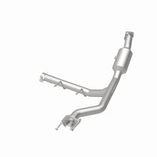 Load image into Gallery viewer, MagnaFlow 2010 Ford F-150 4.6L Direct-Fit Catalytic Converter
