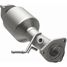Load image into Gallery viewer, MagnaFlow 2015 Honda CR-V 2.4L California Grade CARB Compliant Direct-Fit Catalytic Converter