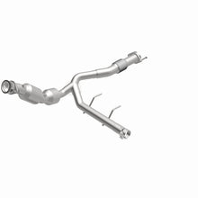 Load image into Gallery viewer, MagnaFlow 22-24 Ford Expedition 3.5L w/ Dual Exhaust Right Underbody Direct-Fit Catalytic Converter