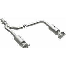 Load image into Gallery viewer, MagnaFlow 09- Ford E-350 Super Duty 6.8L California Grade CARB Compliant DF Catalytic Converter