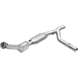 MagnaFlow Direct Fit Catalytic Converter 99-00 Ford Trucks 5.4L
