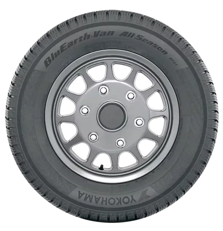 Yokohama RY61 Tire - 205/75R16 113/111R