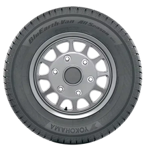 Load image into Gallery viewer, Yokohama RY61 Tire - LT245/75R16 120/116Q