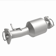 Load image into Gallery viewer, MagnaFlow 2015 Honda CR-V 2.4L California Grade CARB Compliant Direct-Fit Catalytic Converter