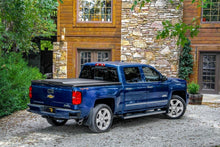 Load image into Gallery viewer, Undercover 22-26 Chevy Silverado 6.7ft Bed Elite Bed Cover - Textured Black