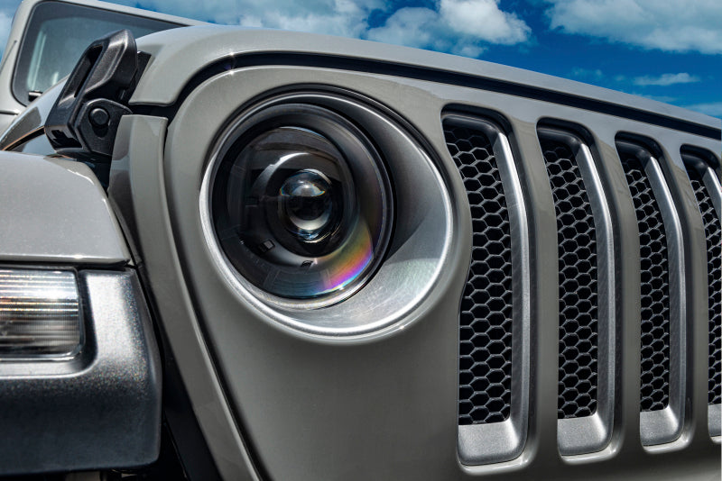 Oracle Oculus Bi-LED Projector Headlights for Jeep JL/Gladiator JT - Satin Silver - 5500K NO RETURNS