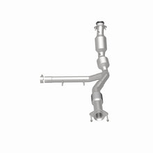 Load image into Gallery viewer, MagnaFlow 22-24 Ford Expedition 3.5L w/ Dual Exhaust Right Underbody Direct-Fit Catalytic Converter