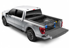 Load image into Gallery viewer, Roll-N-Lock 17-19 Ford F-250/F-350 Super Duty SB 80-3/8in Cargo Manager