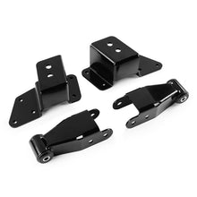 Load image into Gallery viewer, QA1 99-06 Chevy Silverado 1500 2WD Short Bed Lowering Kit - Single Adjustable