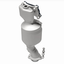 Load image into Gallery viewer, MagnaFlow 17-22 Honda Pilot 3.5L California Grade CARB Compliant Direct-Fit Catalytic Converter