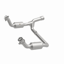 Load image into Gallery viewer, MagnaFlow 19-20 Chevrolet Silverado 1500 6.2L Single Underbody Direct-Fit Catalytic Converter