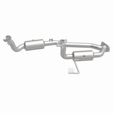 Load image into Gallery viewer, MagnaFlow 01-03 Ford Windstar 3.8L California Grade CARB Compliant Direct-Fit Catalytic Converter