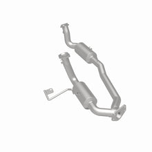 Load image into Gallery viewer, MagnaFlow 01-03 Ford Windstar 3.8L California Grade CARB Compliant Direct-Fit Catalytic Converter