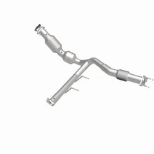 Load image into Gallery viewer, MagnaFlow 22-24 Ford Expedition 3.5L w/ Dual Exhaust Right Underbody Direct-Fit Catalytic Converter