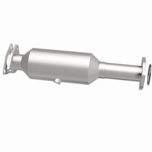Load image into Gallery viewer, MagnaFlow 2004 Honda Odyssey 3.5L California Grade CARB Complaint Direct-Fit Catalytic Converter