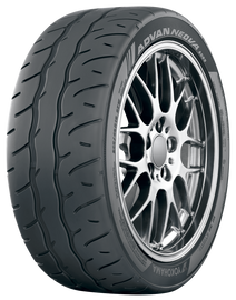 Yokohama Advan Neova AD09 Tire - 265/35R20 99W