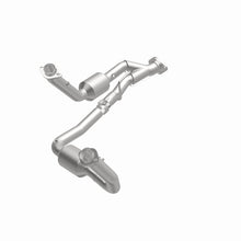 Load image into Gallery viewer, Magnaflow 05-06 Jeep Grand Cherokee 5.7L Direct Fit Catalytic Converter