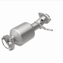 Load image into Gallery viewer, MagnaFlow 2015 Honda CR-V 2.4L California Grade CARB Compliant Direct-Fit Catalytic Converter