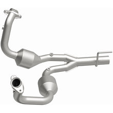 Load image into Gallery viewer, MagnaFlow Conv DF 04 Jeep Grand Cherokee 4.7L