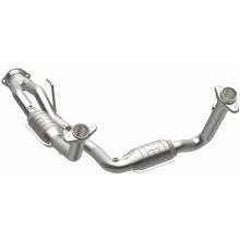 Load image into Gallery viewer, MagnaFlow Conv DF 07-08 Jeep G/C OEM